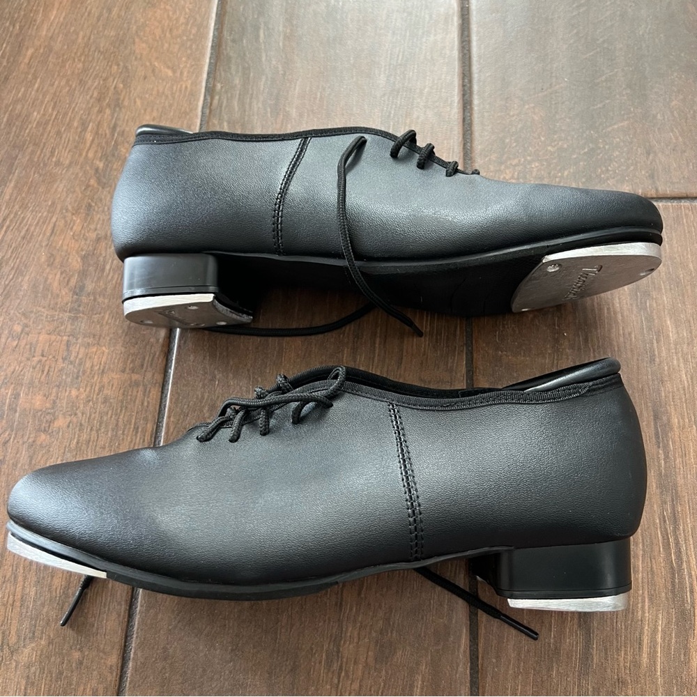 Theatricals Black Lace Up Oxford Tap Shoes size 9.5 Men's Style T9500